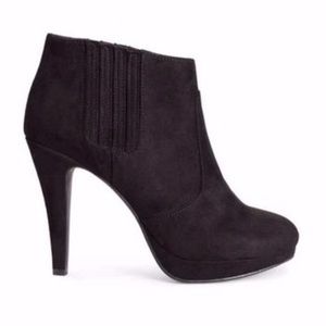 H&M Suede Ankle Boots